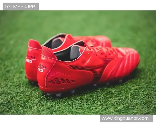 选择适合你的足球底鞋提升场上表现的全面指南与推荐